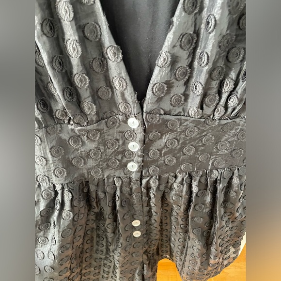 Revolve Majorelle Walsh Puff Sleeve Romper
Size XS Black Deep V-Neck Swiss Dot - Picture 9 of 10